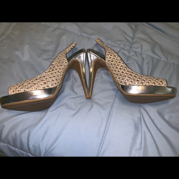 Shiny Slingback Wedding Heels - Picture 4 of 8